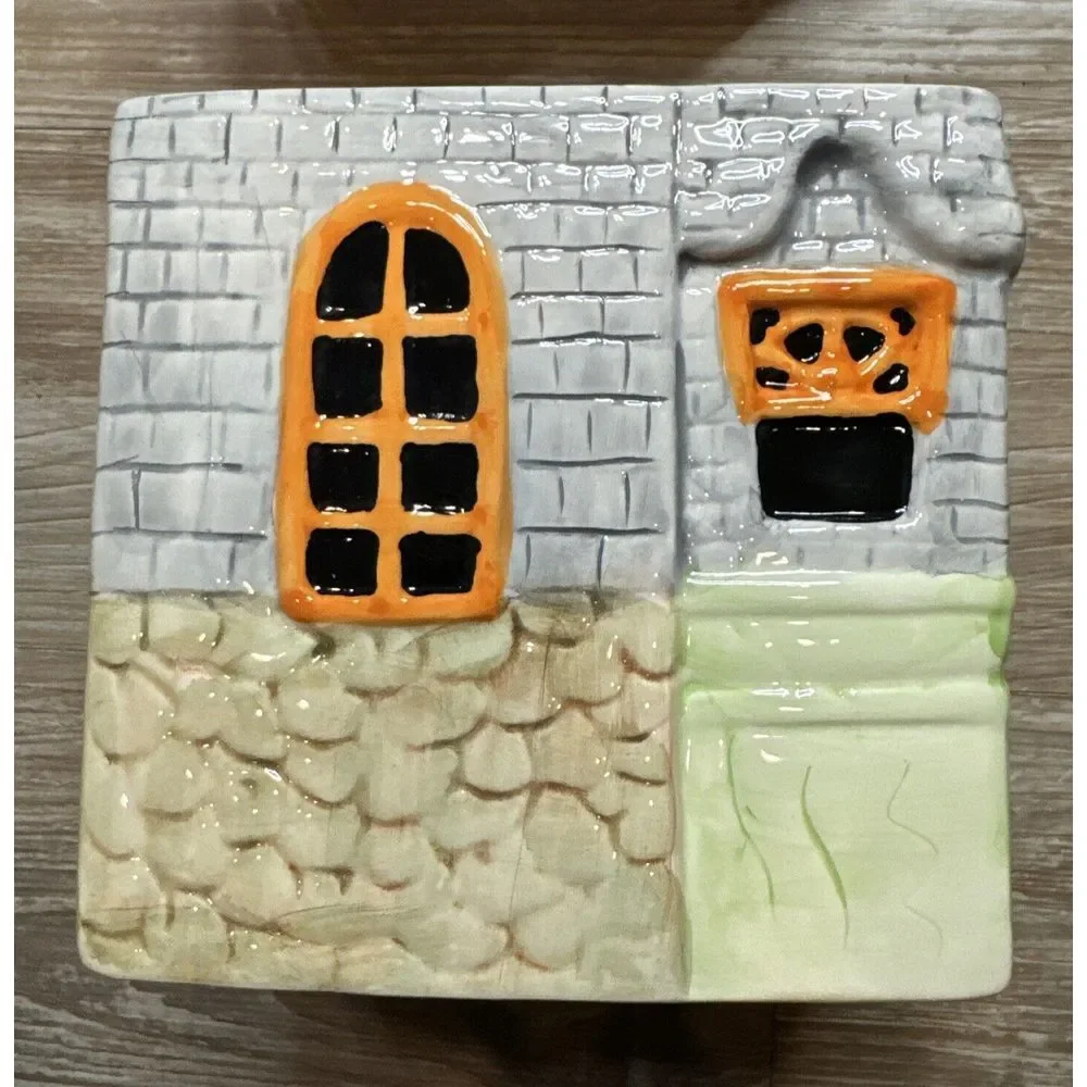 Halloween‎ Ceramic Cookie or Treat Jar Haunted House W/ Pumpkins & skeleton